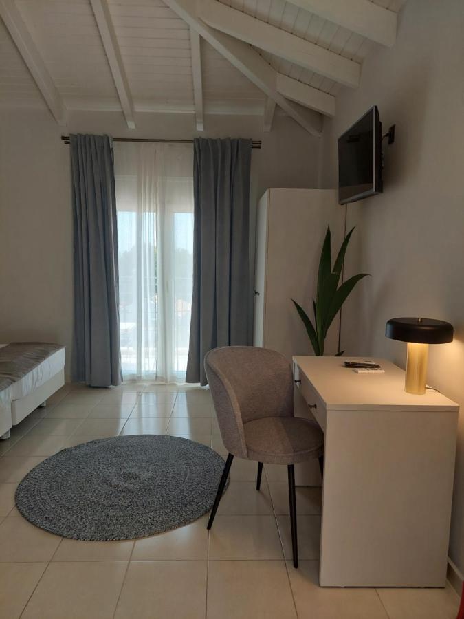 Nikkos Apartments Skala  Екстериор снимка